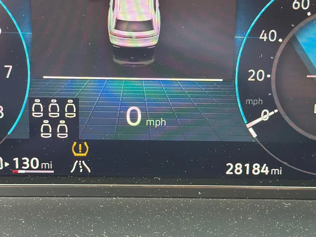 2025 Volkswagen Atlas SE w/Tech - Photo 27