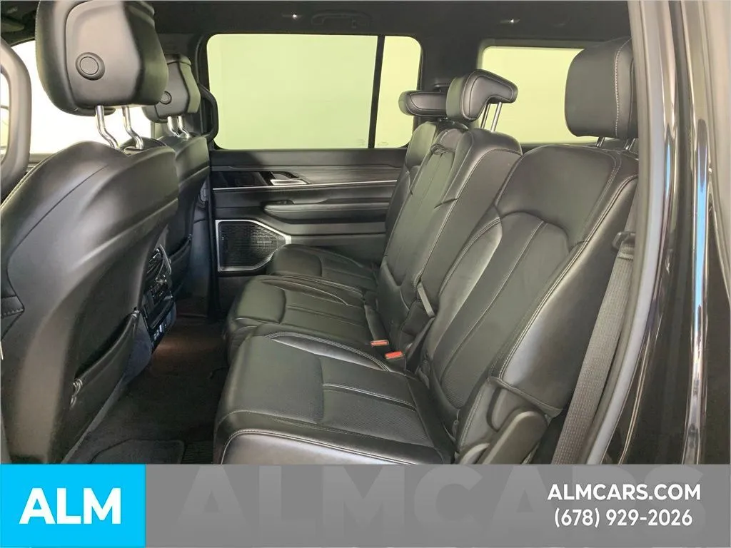 2023 Jeep Wagoneer Series II - Photo 28