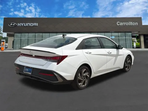 More photos of 2025 Hyundai Elantra SEL Sport at Carrollton Hyundai, GA