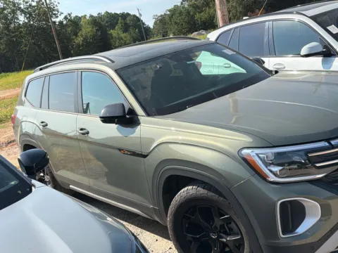 More photos of 2025 Volkswagen Atlas 2.0T Peak Edition at Carrollton Hyundai, GA