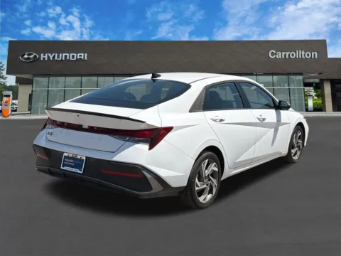 More photos of 2025 Hyundai Elantra SEL Sport at Carrollton Hyundai, GA