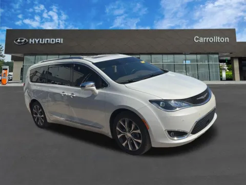 More photos of 2017 Chrysler Pacifica Limited at Carrollton Hyundai, GA