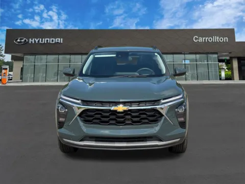 Photos of 2025 Chevrolet Trax LT for sale in Carrollton, GA at Carrollton Hyundai