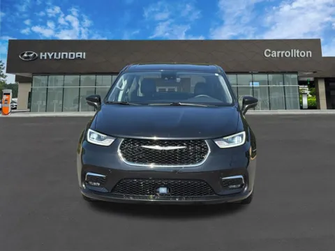Photos of 2023 Chrysler Pacifica Touring L for sale in Carrollton, GA at Carrollton Hyundai