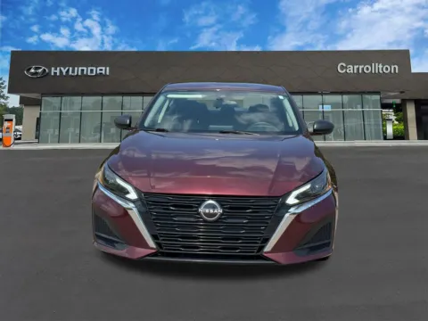 Photos of 2024 Nissan Altima 2.5 SV for sale in Carrollton, GA at Carrollton Hyundai