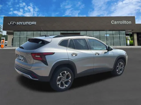 More photos of 2025 Chevrolet Trax LT at Carrollton Hyundai, GA