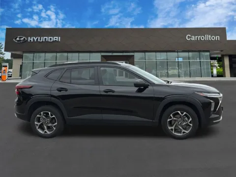 More photos of 2025 Chevrolet Trax LT at Carrollton Hyundai, GA