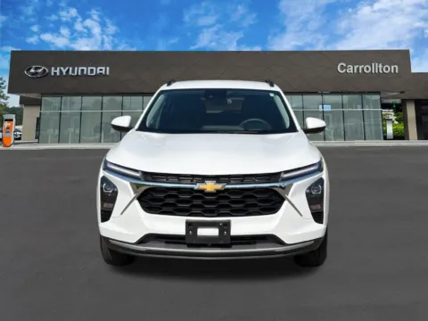 Photos of 2025 Chevrolet Trax LT for sale in Carrollton, GA at Carrollton Hyundai