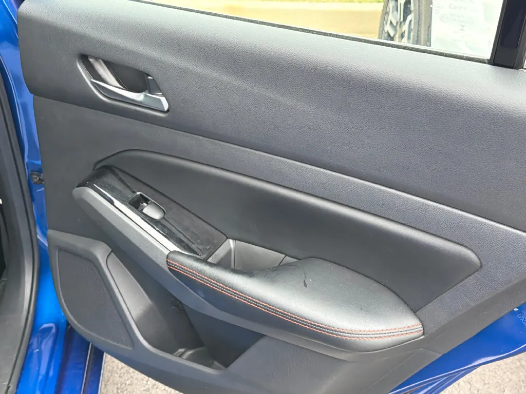 2025 Nissan Altima SR - Photo 14