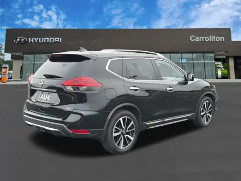More photos of 2018 Nissan Rogue SL at Carrollton Hyundai, GA