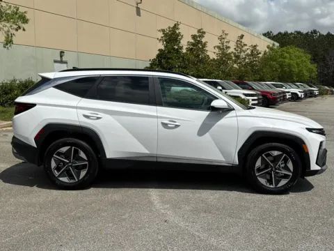 More photos of 2025 Hyundai Tucson SEL at Carrollton Hyundai, GA