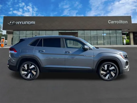 More photos of 2024 Volkswagen Atlas Cross Sport 2.0T SE w/Technology at Carrollton Hyundai, GA