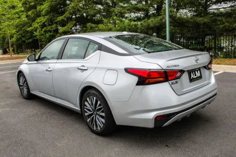 More photos of 2023 Nissan Altima 2.5 SV at Carrollton Hyundai, GA