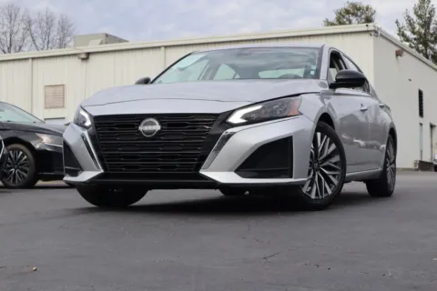 Silver 2023 Nissan Altima 2.5 SV for sale in Carrollton, GA