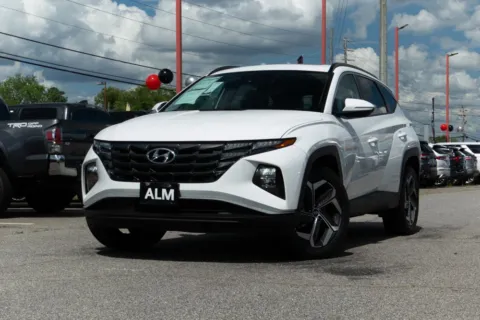 White 2023 Hyundai Tucson SEL for sale in Carrollton, GA