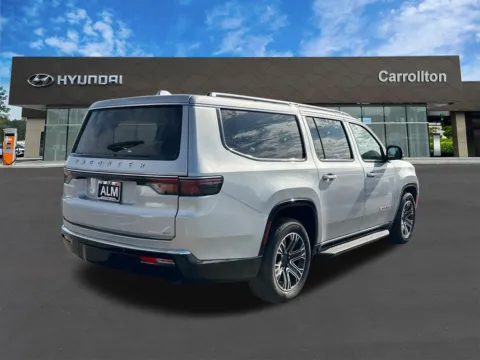 More photos of 2023 Jeep Wagoneer L Series II at Carrollton Hyundai, GA