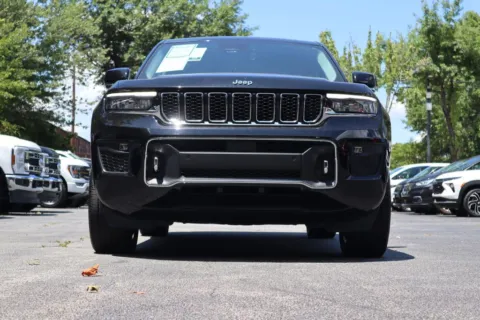 Another view of 2023 Jeep Grand Cherokee Overland for sale in Carrollton, GA at Carrollton Hyundai