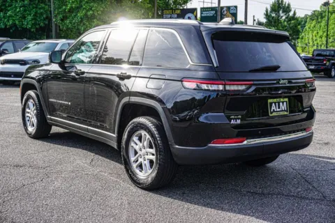 More photos of 2022 Jeep Grand Cherokee Laredo at Carrollton Hyundai, GA
