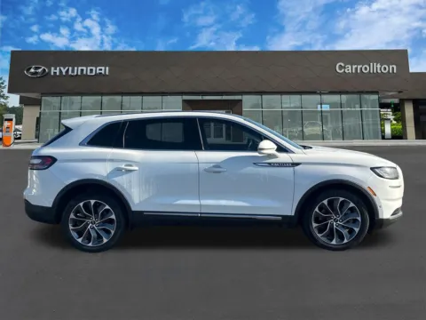 More photos of 2022 Lincoln Nautilus Reserve at Carrollton Hyundai, GA
