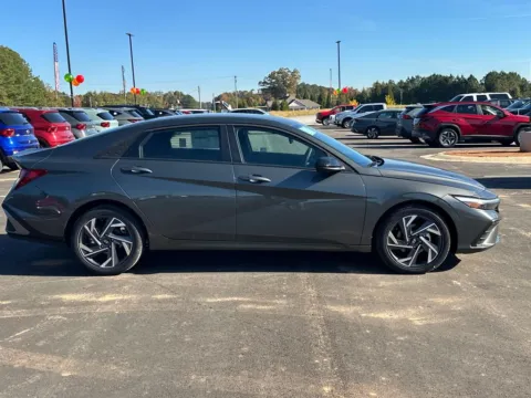More photos of 2025 Hyundai Elantra SEL Sport at Carrollton Hyundai, GA