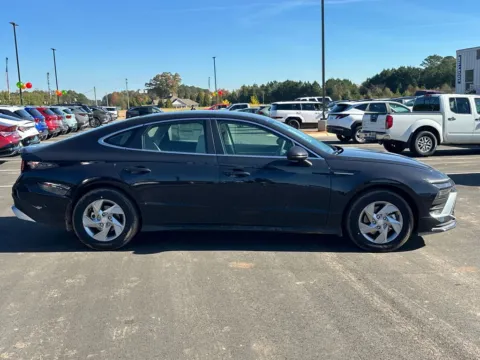 More photos of 2025 Hyundai Sonata SE at Carrollton Hyundai, GA