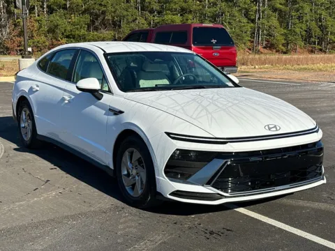 Another view of 2025 Hyundai Sonata SE for sale in Carrollton, GA at Carrollton Hyundai