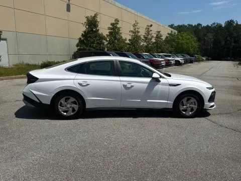 More photos of 2025 Hyundai Sonata SE at Carrollton Hyundai, GA
