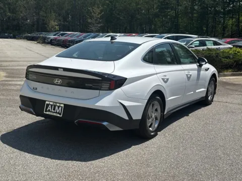 More photos of 2025 Hyundai Sonata SE at Carrollton Hyundai, GA