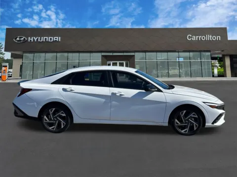 More photos of 2025 Hyundai Elantra SEL Sport at Carrollton Hyundai, GA