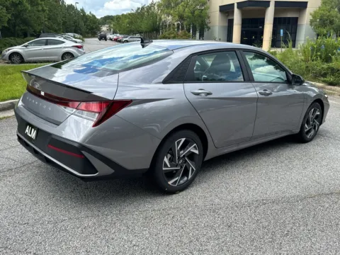 More photos of 2025 Hyundai Elantra SEL Sport at Carrollton Hyundai, GA
