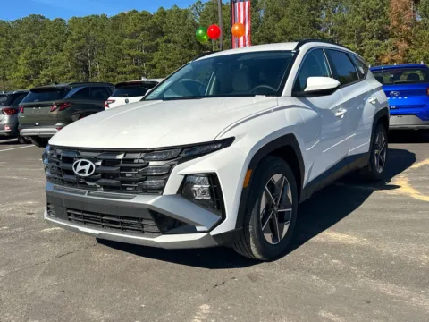 White 2025 Hyundai Tucson SEL for sale in Carrollton, GA