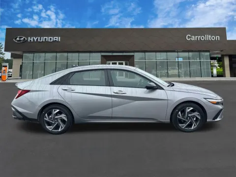 More photos of 2025 Hyundai Elantra SEL Sport at Carrollton Hyundai, GA