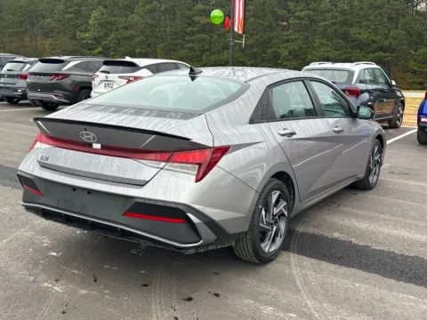 More photos of 2025 Hyundai Elantra SEL Sport at Carrollton Hyundai, GA