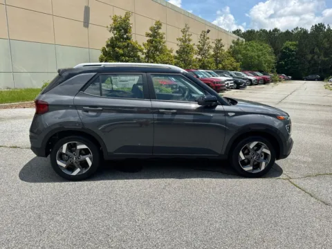 More photos of 2025 Hyundai Venue Limited at Carrollton Hyundai, GA
