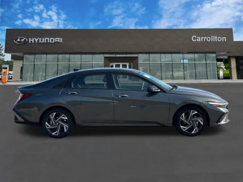 More photos of 2025 Hyundai Elantra SEL Sport at Carrollton Hyundai, GA