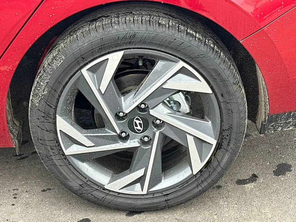 2025 Hyundai Elantra SEL - Photo 19