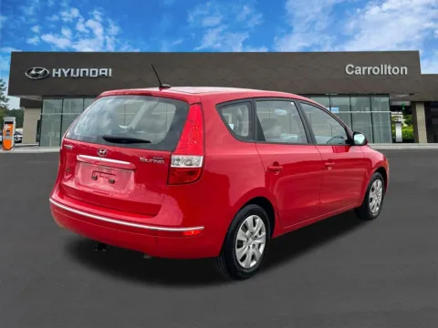 More photos of 2011 Hyundai Elantra Touring GLS at Carrollton Hyundai, GA