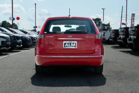 More photos of 2011 Hyundai Elantra Touring GLS at Carrollton Hyundai, GA
