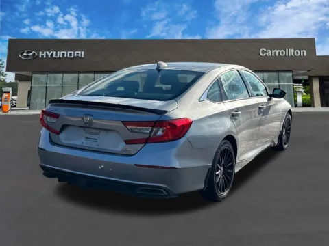More photos of 2019 Honda Accord Sport at Carrollton Hyundai, GA