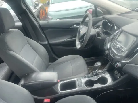 More photos of 2018 Chevrolet Cruze LT at Carrollton Hyundai, GA