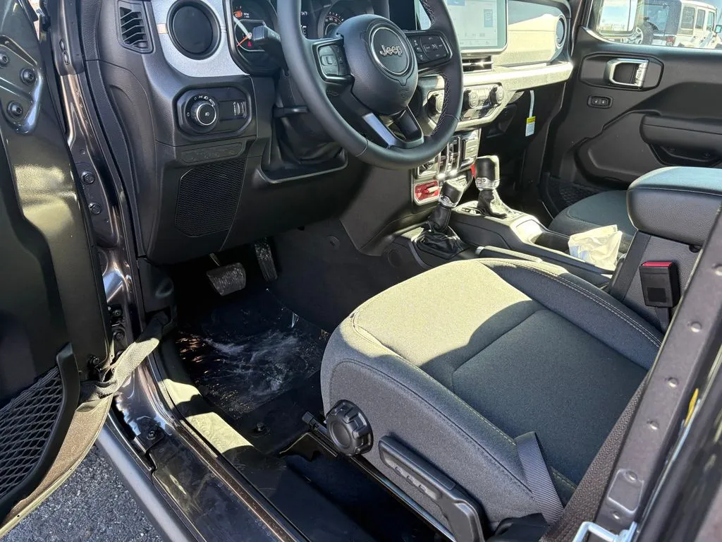 2026 Jeep Wrangler 4-Door Willys - Photo 14