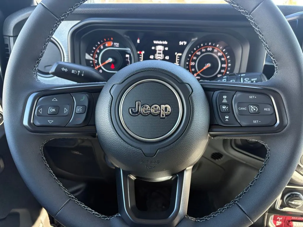 2026 Jeep Wrangler 4-Door Willys - Photo 17