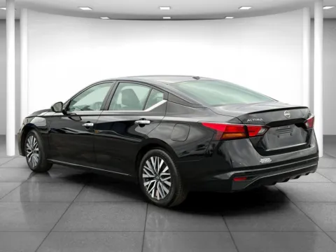 More photos of 2024 Nissan Altima 2.5 SV at Eastgate Chrysler Jeep Dodge Ram, IN