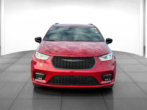 Photos of 2026 Chrysler Pacifica Limited for sale in Indianapolis, IN at Eastgate Chrysler Jeep Dodge Ram