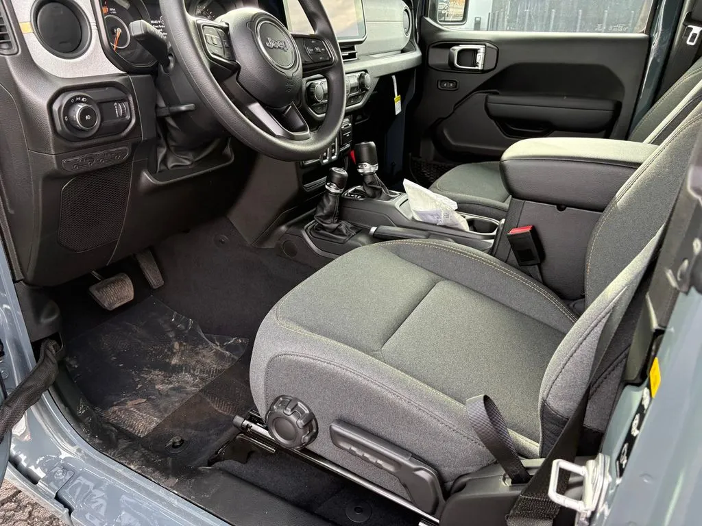 2026 Jeep Wrangler 2-Door Sport - Photo 13
