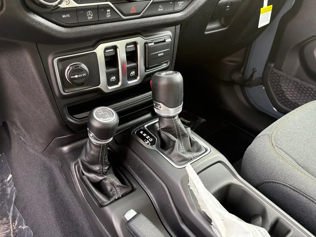2026 Jeep Wrangler 2-Door Sport - Photo 14