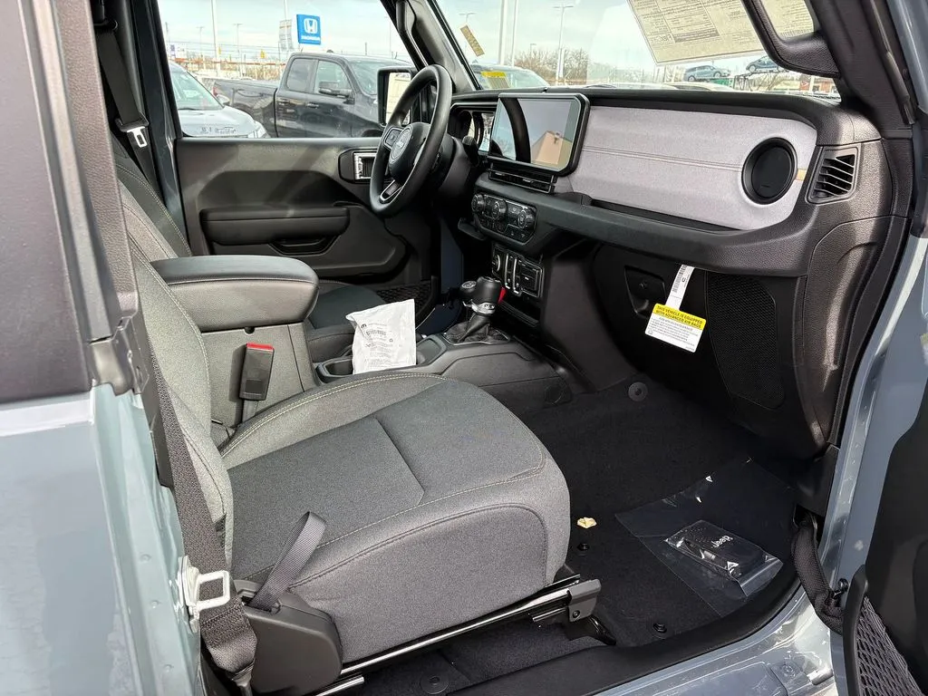 2026 Jeep Wrangler 2-Door Sport - Photo 10