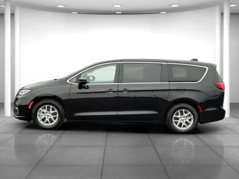 More photos of 2024 Chrysler Pacifica Touring L at Eastgate Chrysler Jeep Dodge Ram, IN