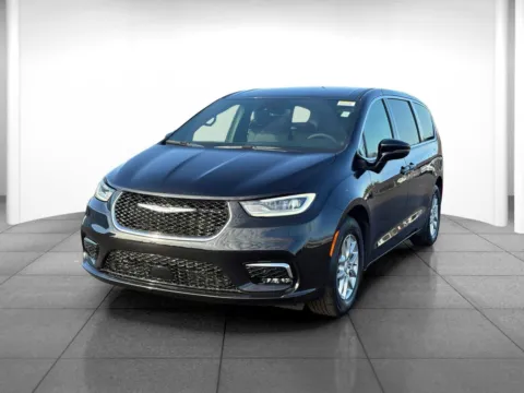 Another view of 2026 Chrysler Pacifica Select for sale in Indianapolis, IN at Eastgate Chrysler Jeep Dodge Ram