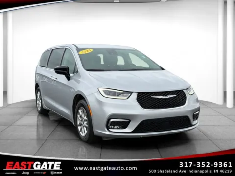 Silver 2024 Chrysler Pacifica Touring L for sale in Indianapolis, IN